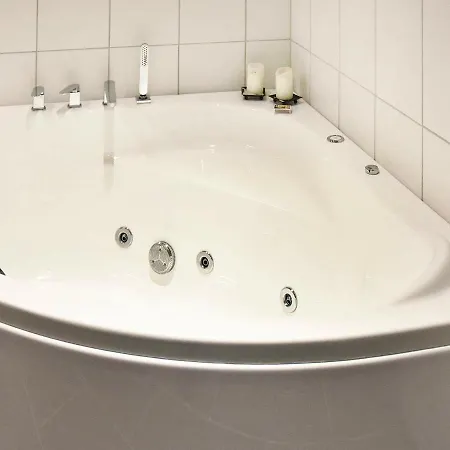 11 Person Holiday In Lauvstad * Åmelfot